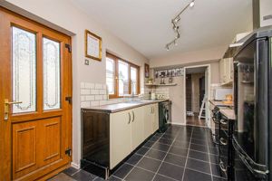 Photo 16- click for photo gallery